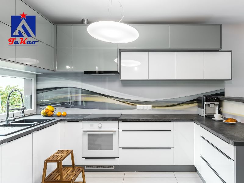 Tùy vào diện tích khu vực ốp lát mà chọn kích thước gạch phù hợp