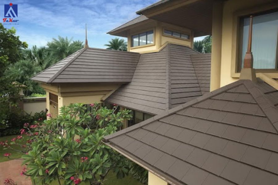 Bề mặt ngói có lớp men chất lượng cao