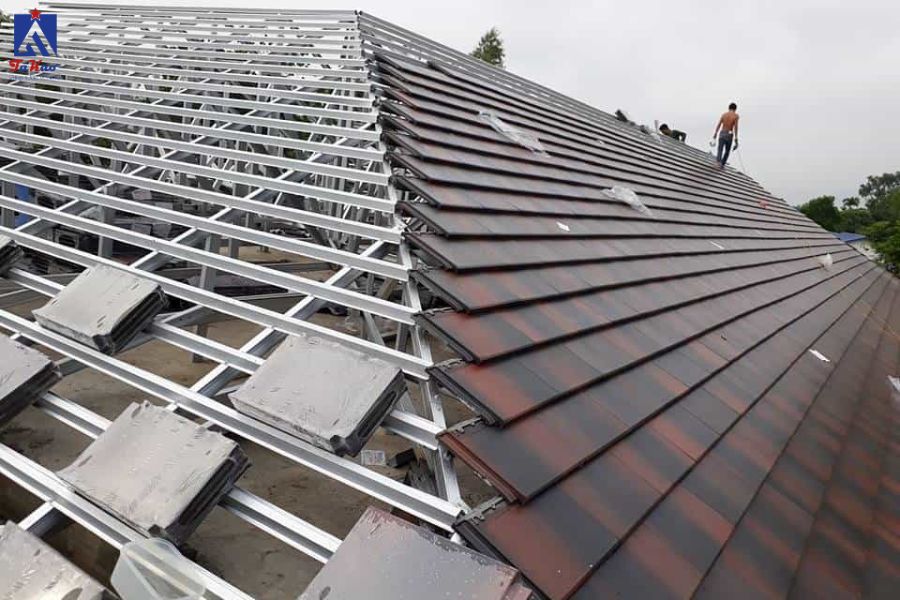 Thi công lắp đặt ngói dễ dàng