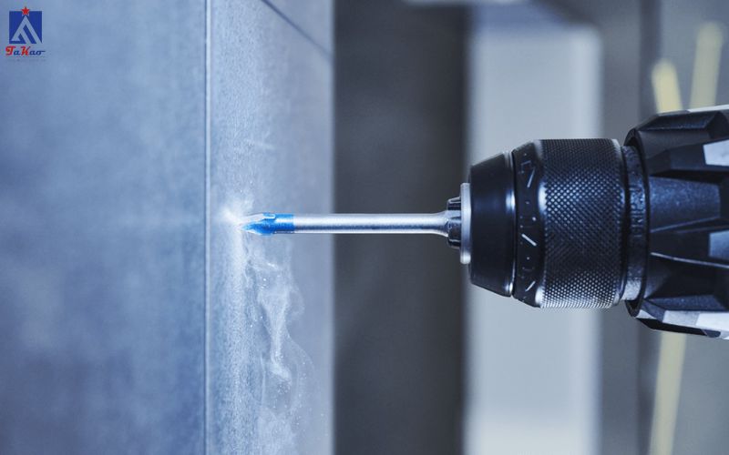 Cách khoan gạch ốp tường