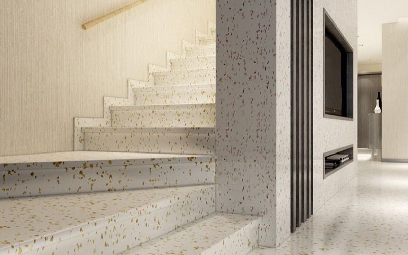 Có nên ốp chân cầu thang không