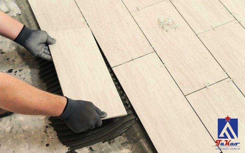 Lát gạch chữ công