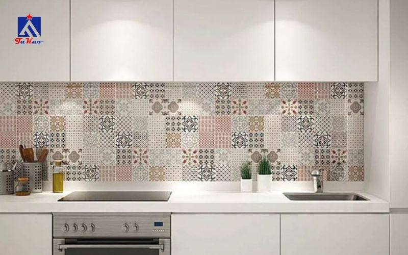 Nên ốp gạch tường cao bao nhiêu