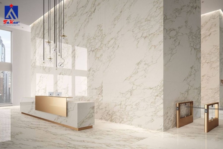 Tư Vấn: Nên ốp tường bằng gạch hay nhựa bền đẹp hơn?